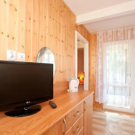 Amber リゾート レバル