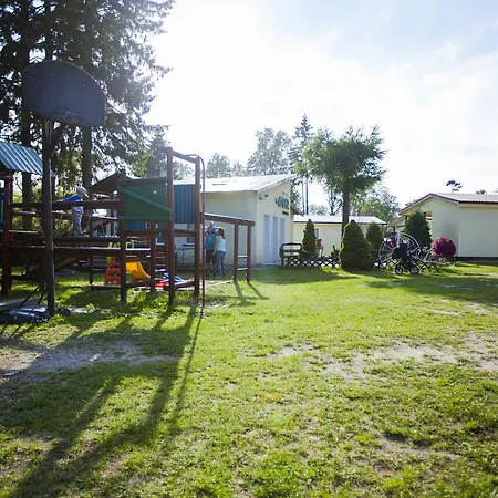 Amber リゾート レバル