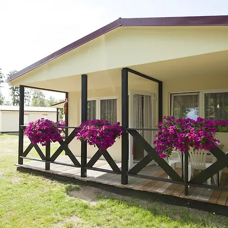 Amber リゾート レバル