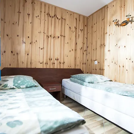 Курортный комплекс Amber 2*