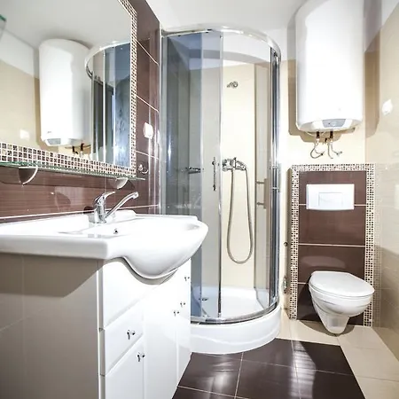 Курортный комплекс Amber 2*