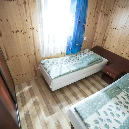 Amber リゾート レバル