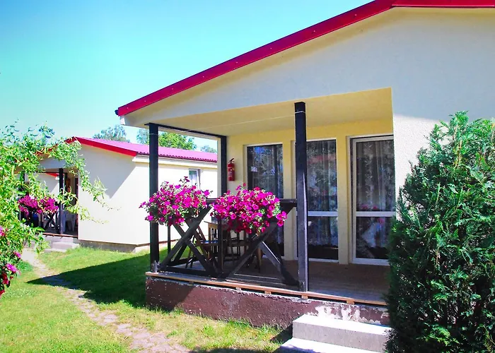 Amber Semesteranläggning (resort) 2*